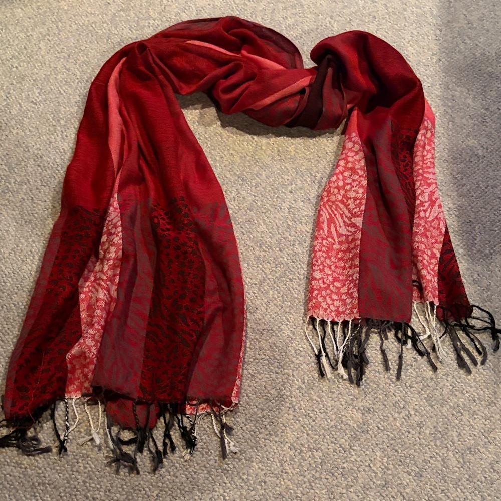 Elegant Red and Pink Scarf